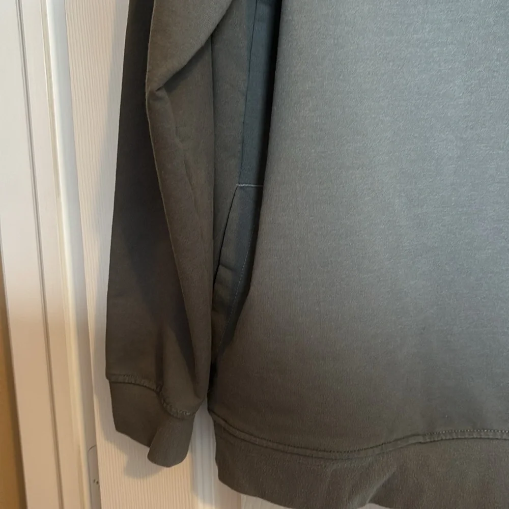Cuts Clothing Greenish Gray Hooded Sweatshirt - Picture 4 of 9